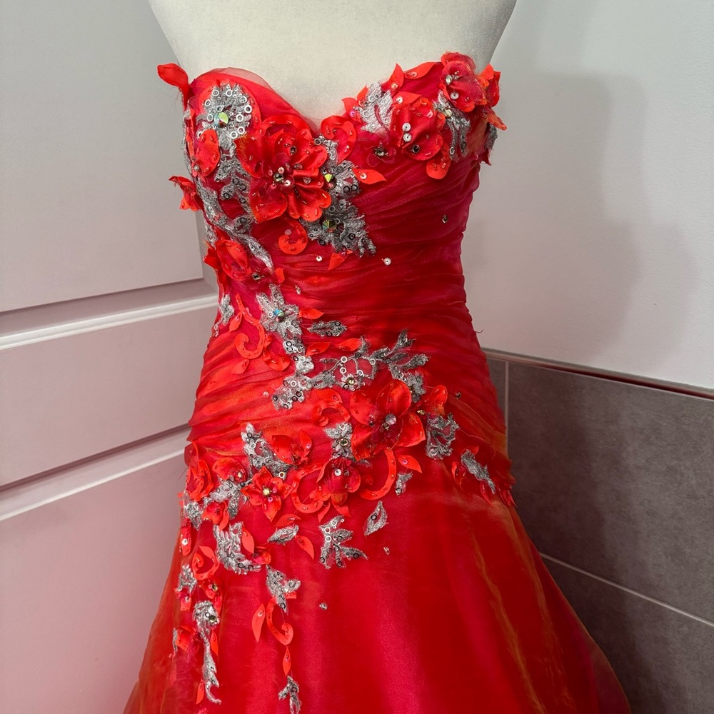 Tony Bowls Le Gala Floral Beaded Strapless Prom Pageant Ball Gown - Picture 2 of 16